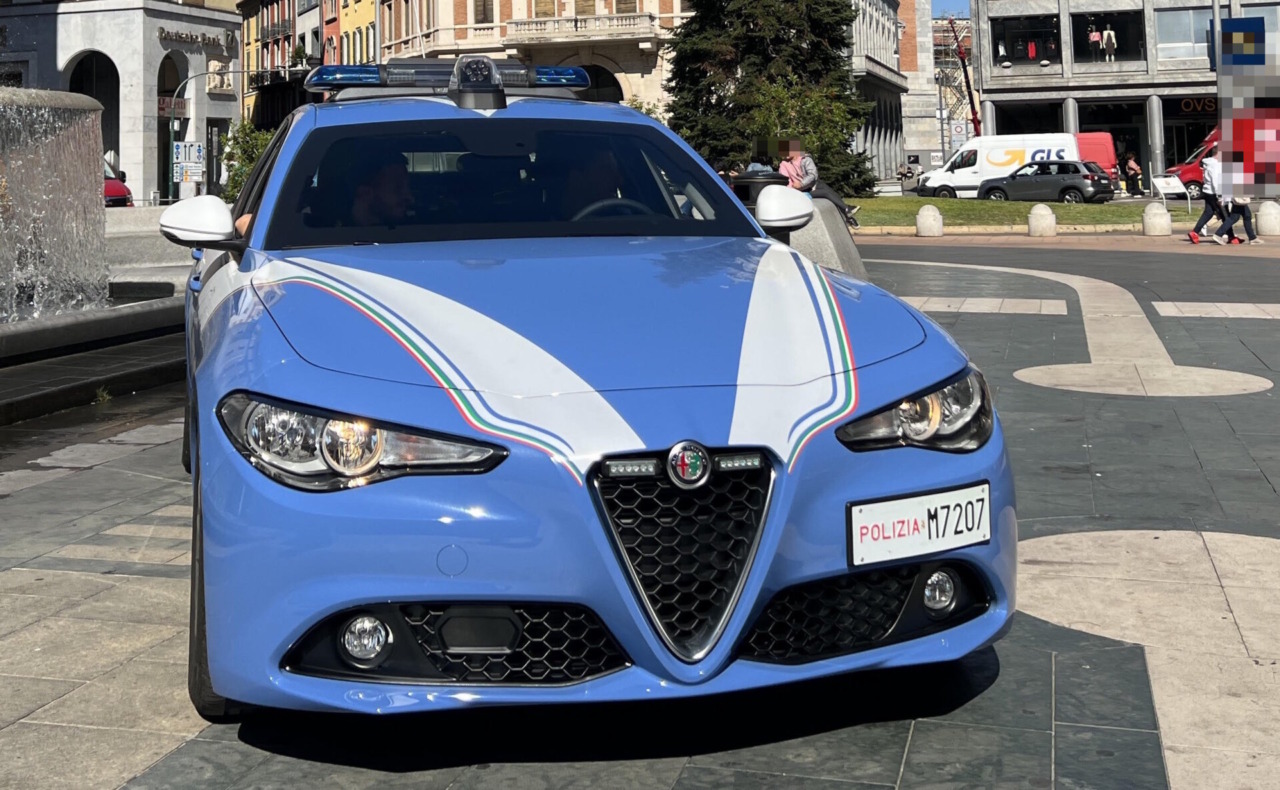 In un video gli auguri della Polizia di Stato