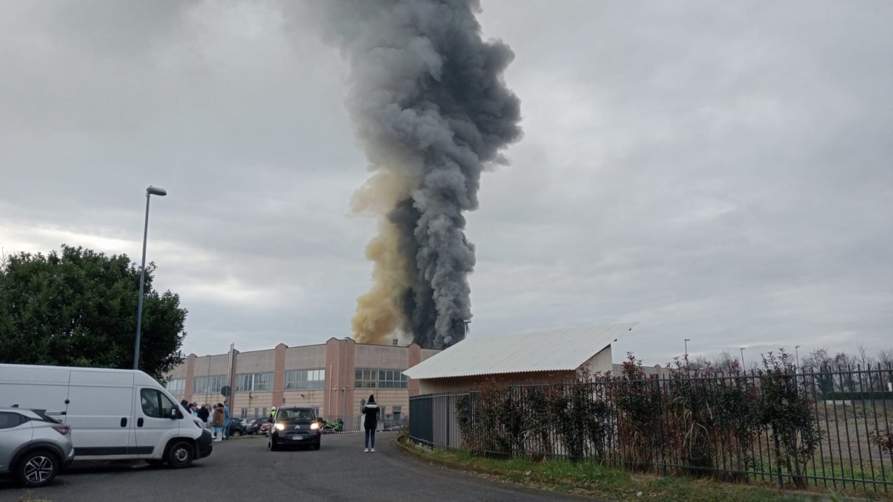 Incendio a Lomagna, l’azienda: “Torneremo più forti”