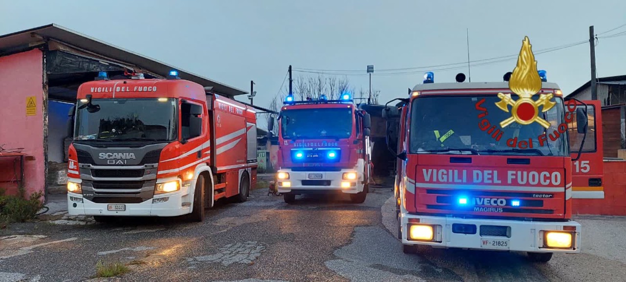 Incendio a Serpentara: bruciate le auto di tre finanzieri