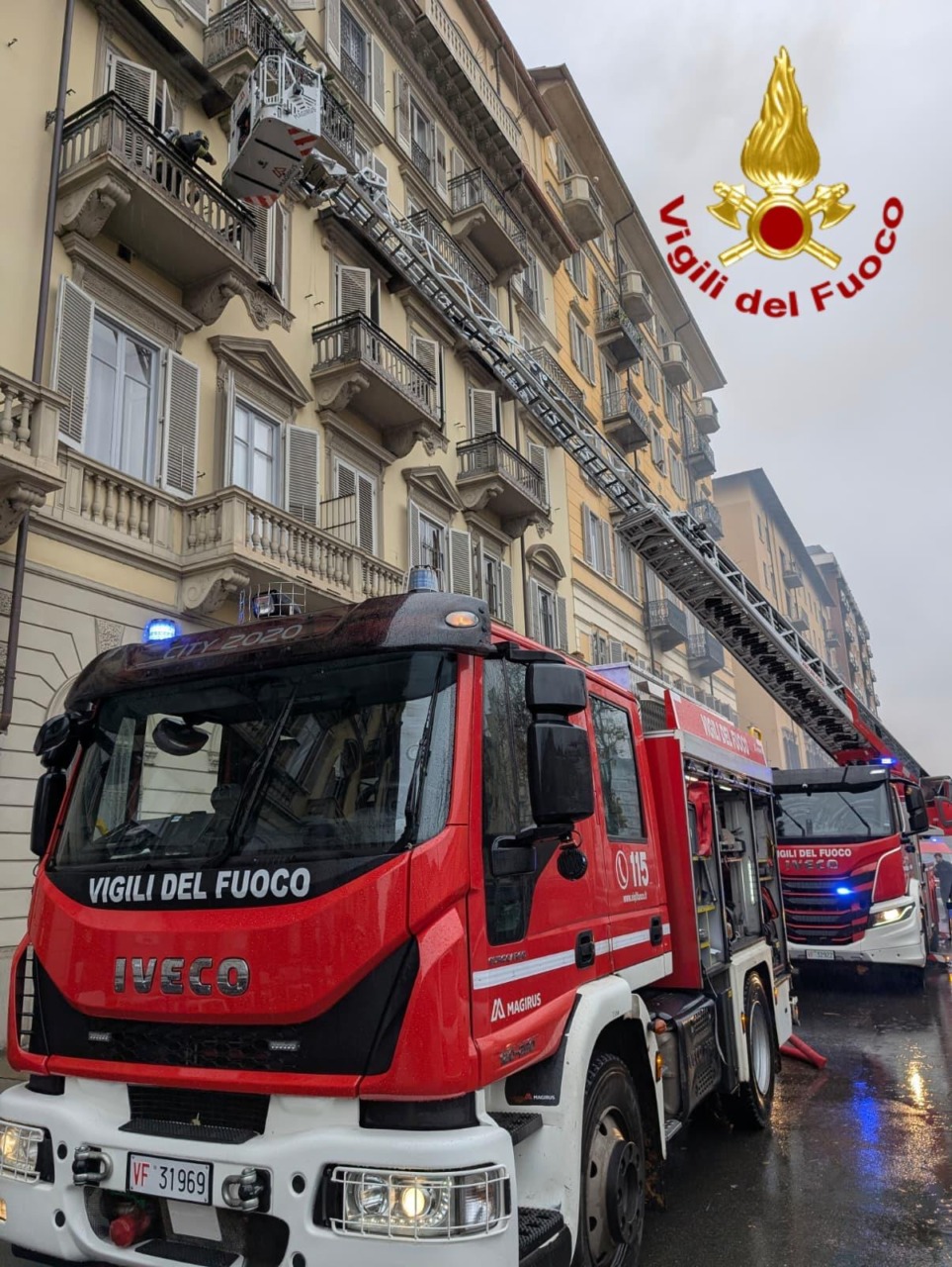 Incendio in uno stabile di Corso Re Umberto