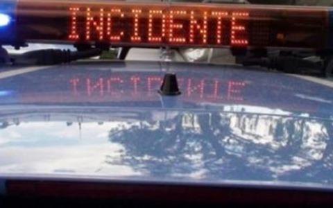 Incidente a Novara: auto capottata, un ferito