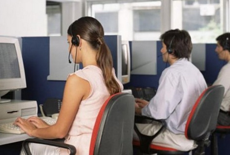 Informazioni ingannevoli su bollette e offerte per energia e telefono: maxi multa a sei società di call center