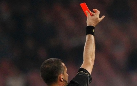 Insulti razziali e sputi per una partita. Genitori esagitati se la prendono con i ragazzini