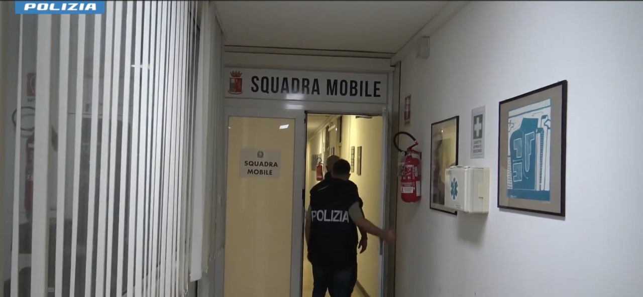 La guerra delle grucce a Prato: incendi, lotte criminali e sequestri