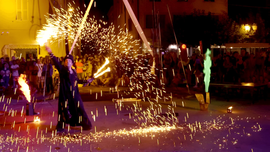 L’Amministrazione avvisa i cittadini sull’uso dei fuochi