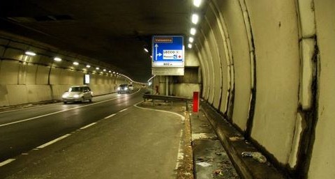 Lecco Ballabio: strada temporaneamente chiusa per incidente