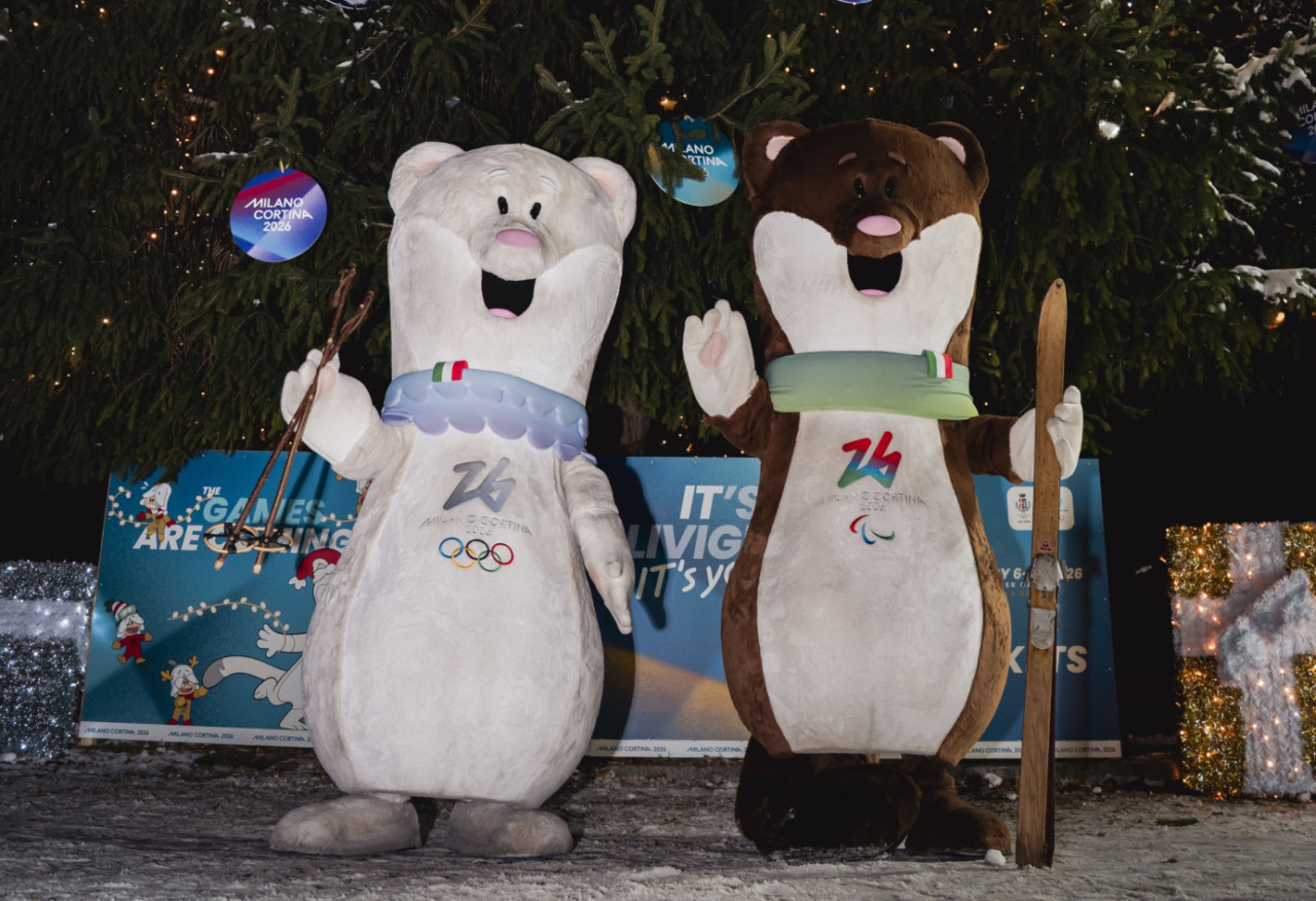 Livigno accende l’Albero Olimpico: inizia l’inverno dei Giochi 2026