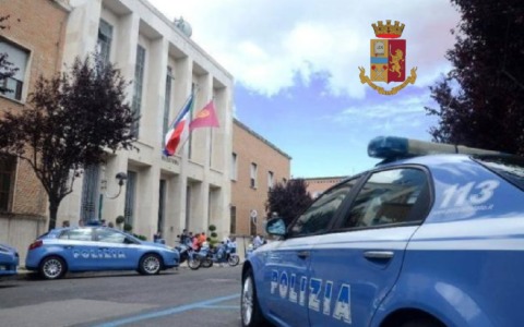 Maltrattamenti in famiglia, divieto di avvicinamento per due uomini