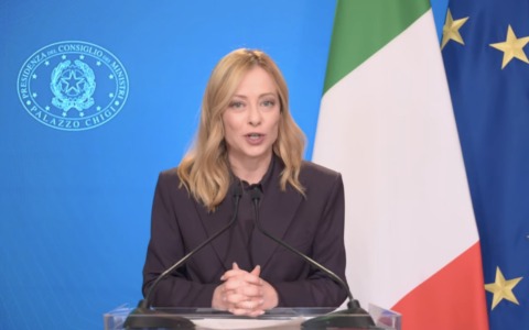 Migranti, Meloni in videoconferenza con Bruxelles: “Un’alternativa alla tratta è possibile”