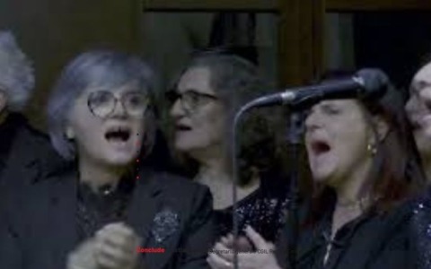 Nel weekend si accende l’atmosfera natalizia