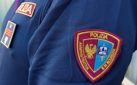 Non rispetta le prescrizioni, minorenne finisce in comunità