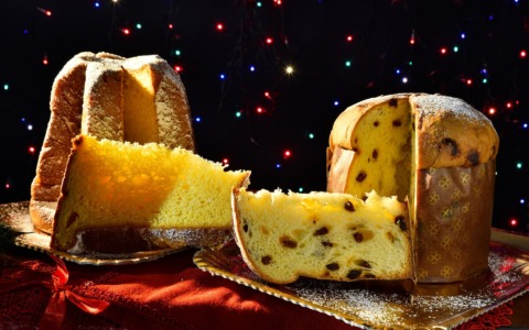 Per la prima volta il pandoro sorpassa il panettone fra i dolci natalizi preferiti dagli italiani