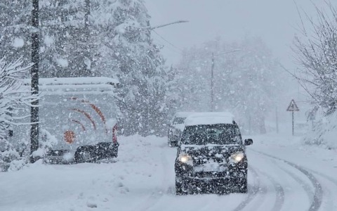 Pioggia e neve in Piemonte abbassano lo smog, ma resta il problema inquinamento
