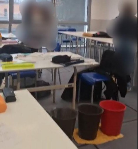 Piove nelle aule appena inaugurate