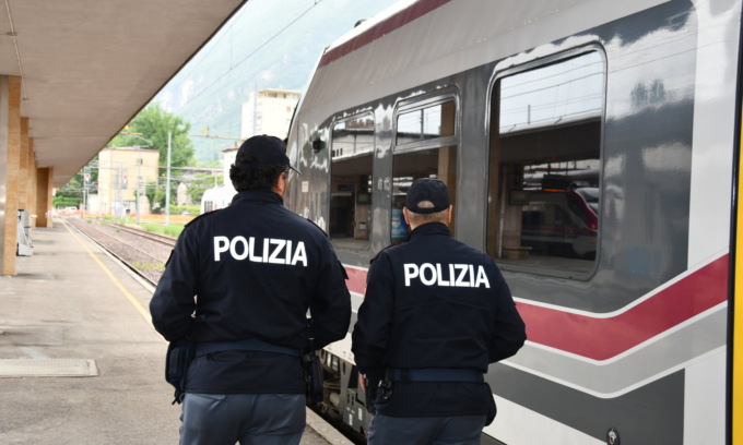 Più sicurezza per chi viaggia: l’app Youpol avvia la funzione “treno”