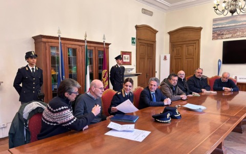 Protezione internazionale: dal 4 dicembre al via a Torino le prenotazioni online