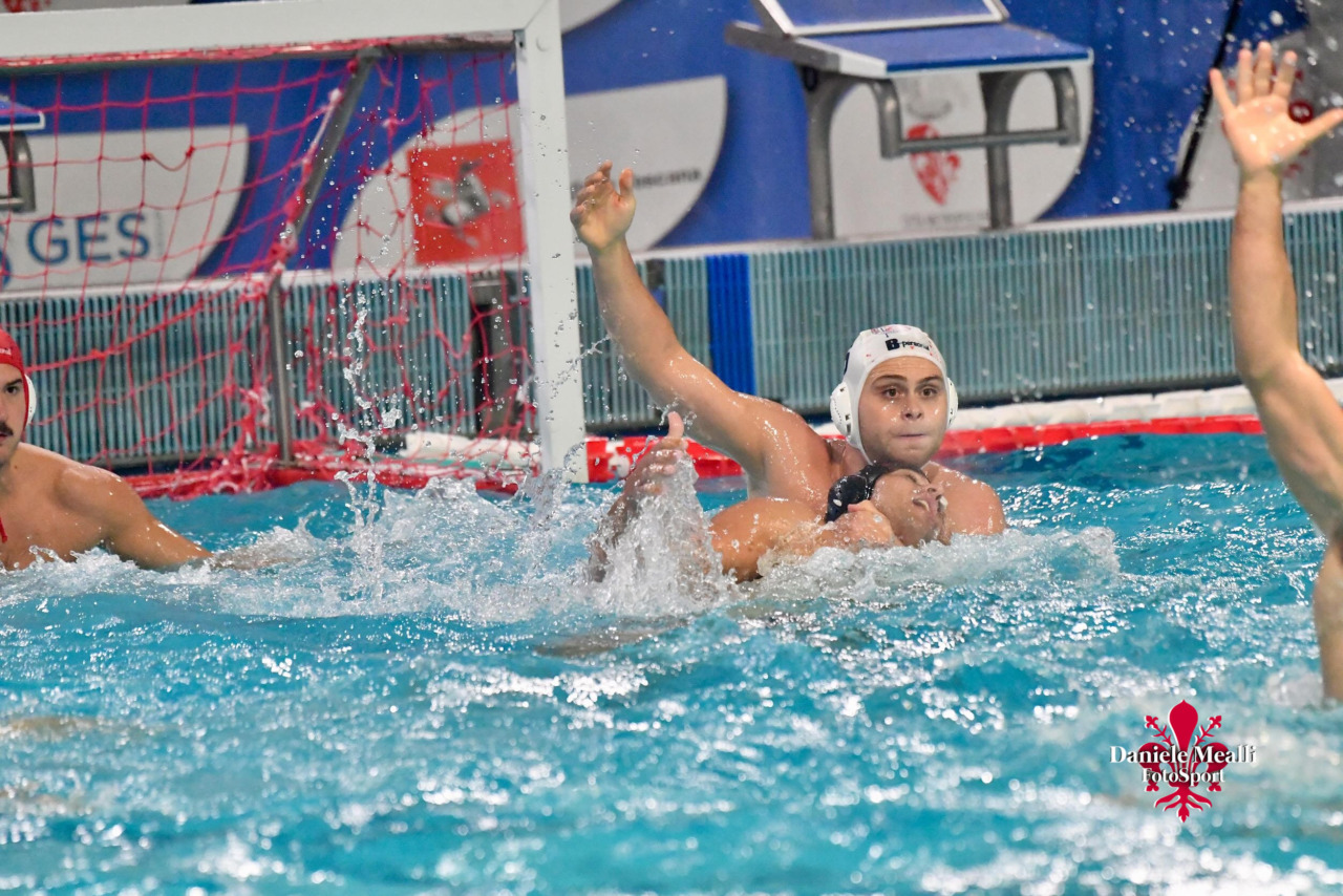 Rari Nantes Florentia sconfitta in casa, 15-10 contro il Genova Quinto