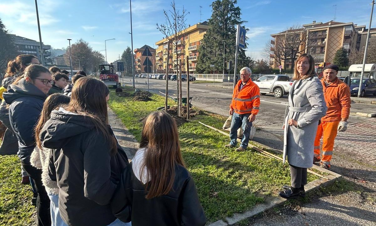 San Mauro, avviate 30 nuove piantumazioni in città