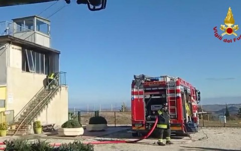 San Severino. Incendio nella palazzina uffici del crossodromo