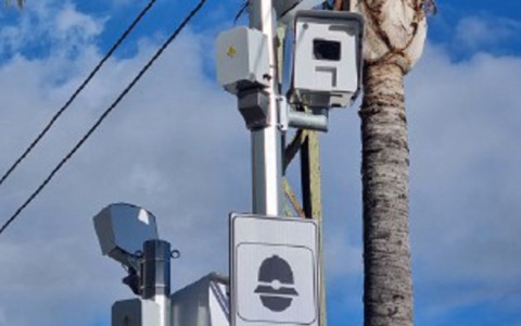 Scatta l’arresto in Francia per chi supera di oltre 50 km/h il limite di velocità