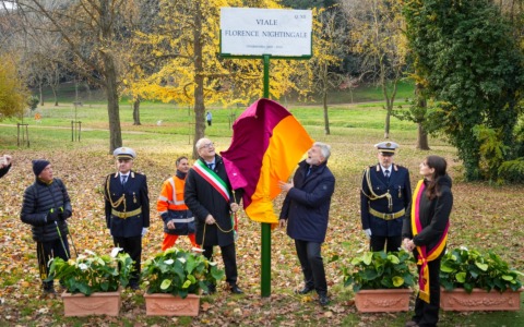 Scoperta la targa stradale dedicata a Florence Nightingale, Infermiera