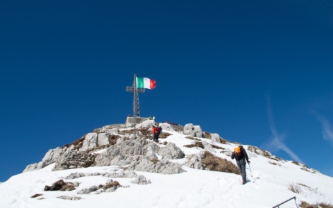 Se non volete stare a casa nei giorni di festa, vi consigliamo tre gite sulle montagne bergamasche