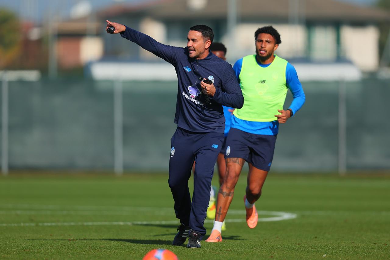 Subito al lavoro dopo Verona, oggi rifinitura al Centro Bortolotti e Palladino con De Ketelaere in conferenza