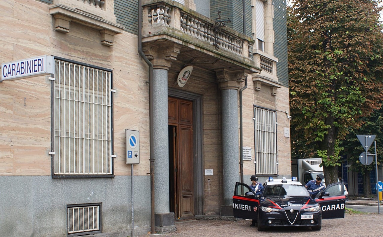 Tenta di rubare in un esercizio commerciale di Tortona: arrestato dai Carabinieri