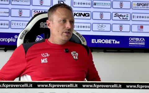 VIDEO – Pro Vercelli, Santoni: “Difficoltà dell’ultimo periodo? Gli avversari iniziano a conoscerci…”