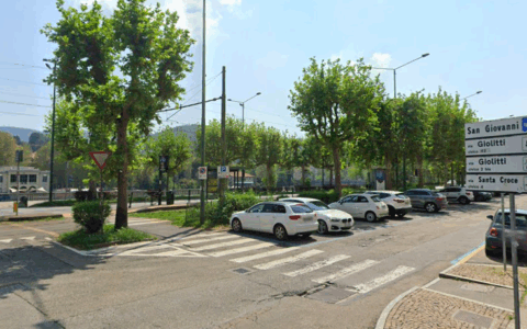 47enne investita in centro a Torino, trasportata in codice rosso al CTO