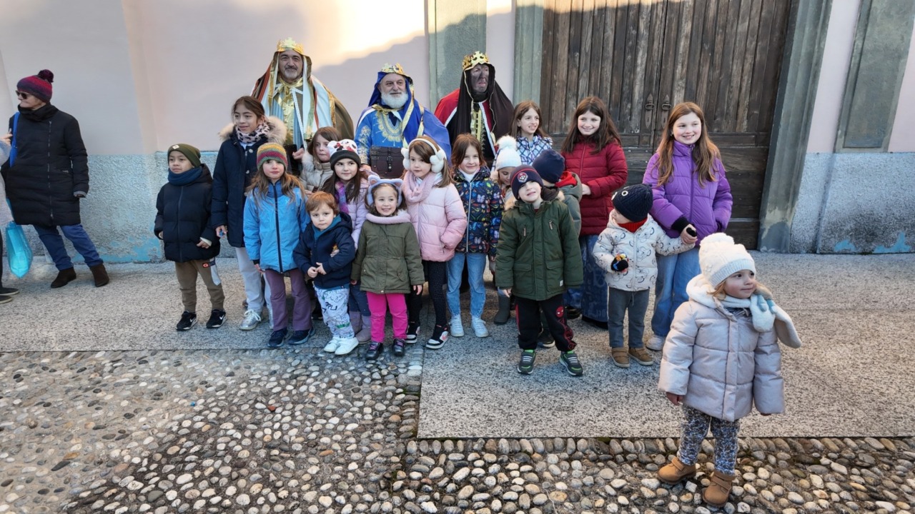 Ad Abbadia i Re Magi e la Lucia incantano grandi e piccini