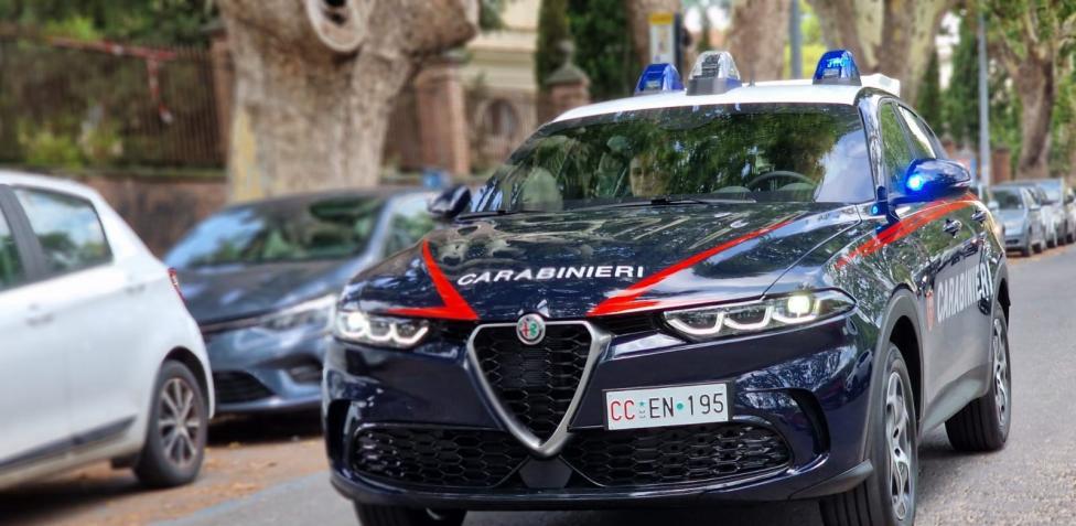 Aggredisce i carabinieri durante un controllo: arrestato 27enne