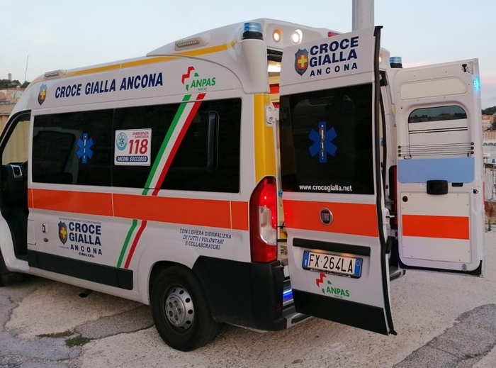 Ancona. L’ultima notte dell’anno, gli interventi della Croce Gialla e l’ampio dispositivo di sicurezza da Questura e Prefettura