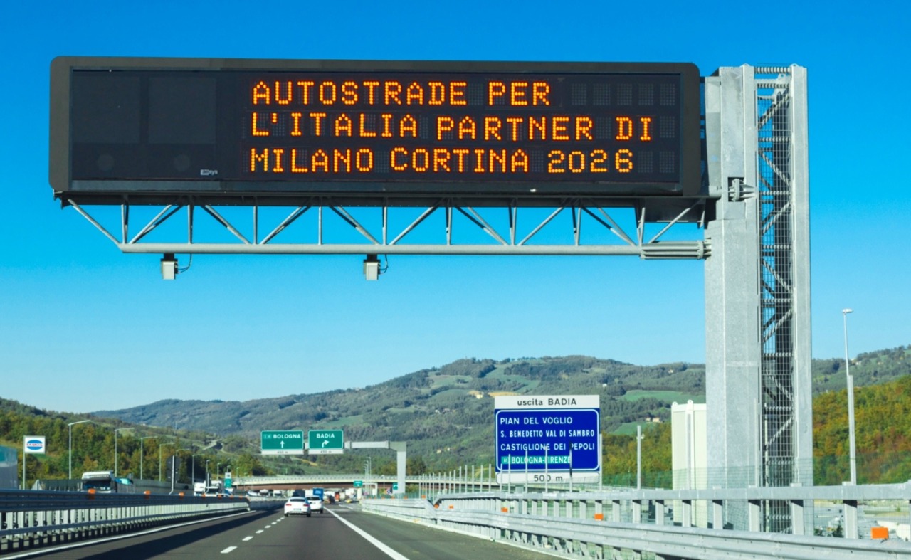 Autostrade per l’Italia a fianco dei Giochi olimpici e paralimpici invernali di Milano Cortina 2026: al via la campagna “Quanta strada abbiamo fatto insieme”