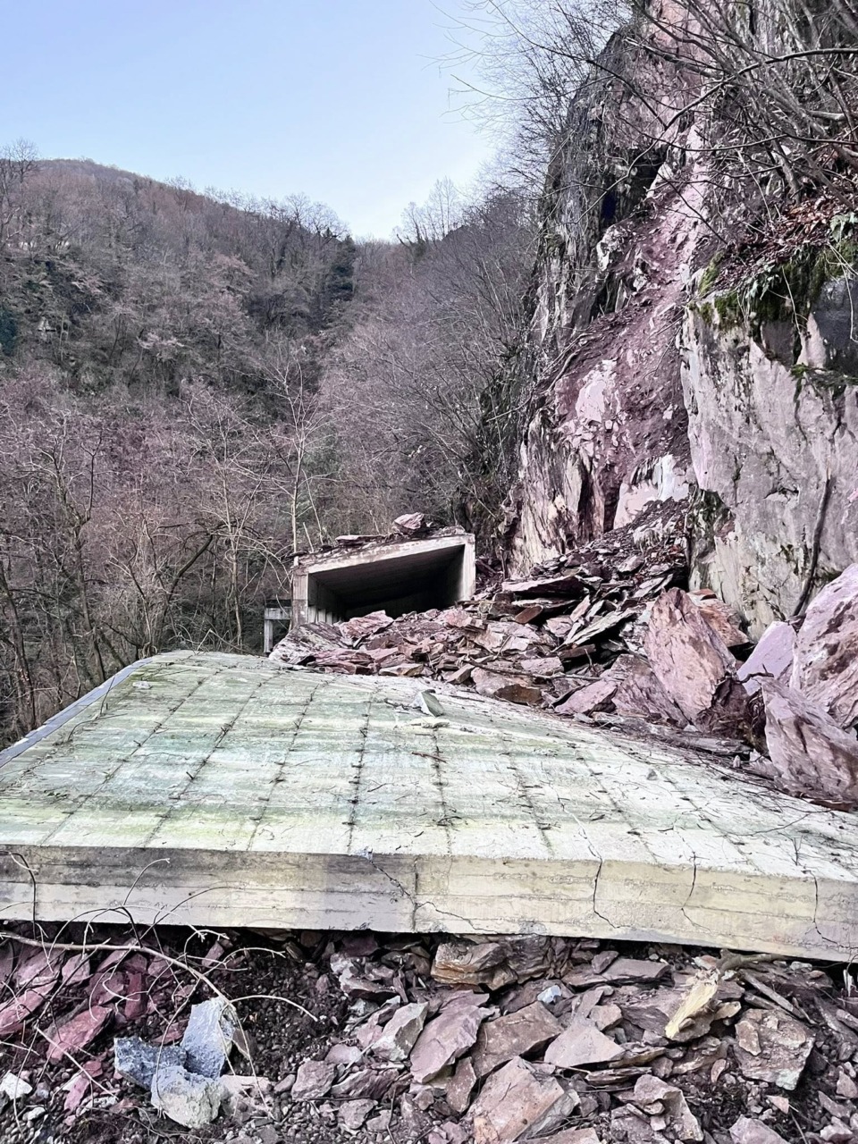 Barbara e il suo agriturismo chiuso dopo la frana: “Sembrava il rumore di un aereo militare”