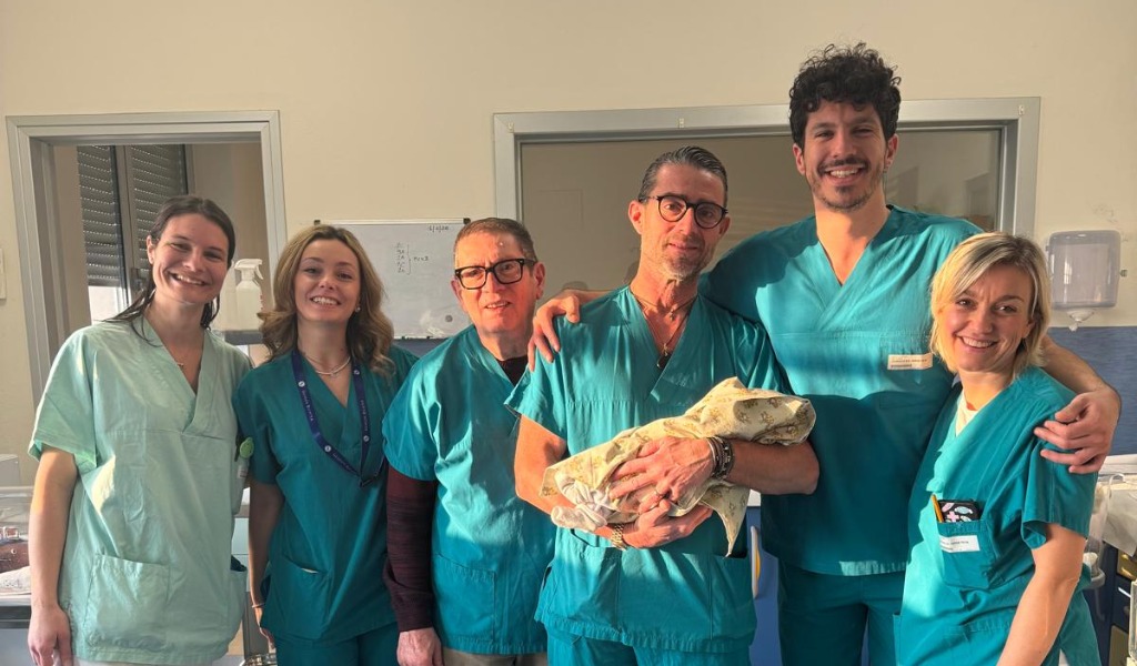 Benvenuto a Gioele, è lui l’ultimo nato del 2025 a Crema