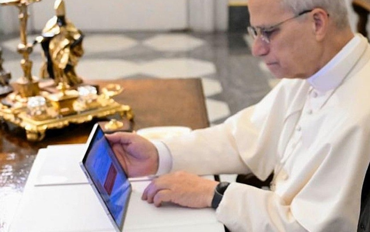 Da Torino al mondo: l’immagine della Sindone sui telefoni di tutti