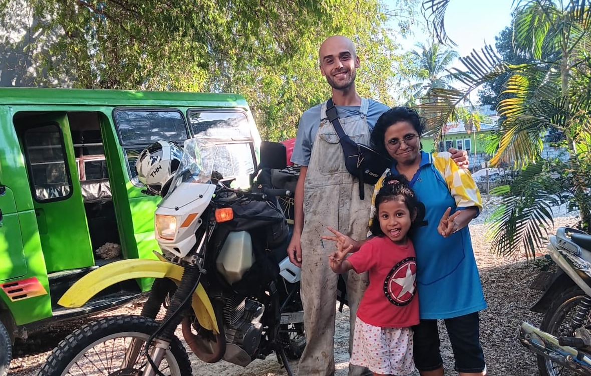 Dall’Australia a Lurano in motocicletta: la grande impresa di Davide Belloli
