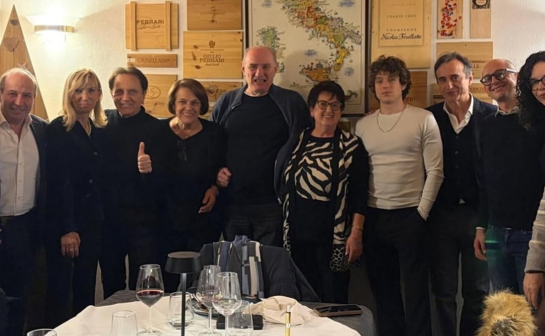 Dolci note al ristorante Mazzini 200 di Albino: Roby Facchinetti e Irama a cena insieme