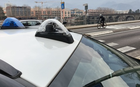 Donna salvata dall’acqua a Malgrate