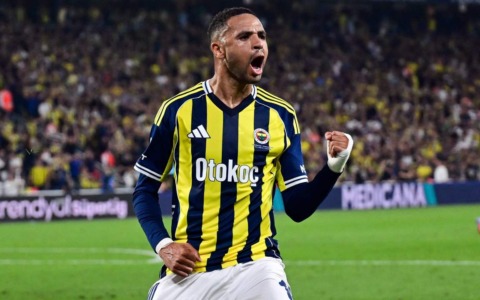 En-Nesyri in bilico: l’attaccante pensa al Siviglia e prende tempo