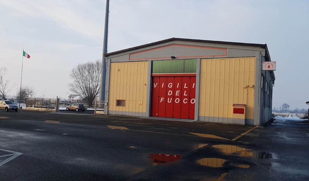 Furto alla caserma dei Vvf di Mede: via con attrezzi da soccorso del valore di decine di migliaia di euro