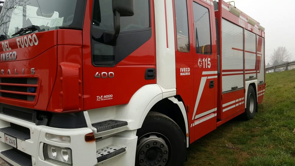 Furto nel distaccamento dei vigili del fuoco volontari di Valenza