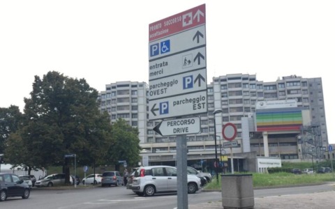 Giornata mondiale contro il cancro: in ospedale uno stand per parlare di prevenzione