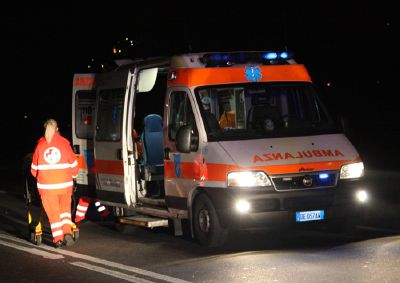 Ha un malore, va in auto in ospedale: muore poco dopo