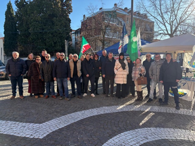 Il centrodestra (unito) scalda i motori per le elezioni: “Siamo l’alternativa, possiamo vincere”