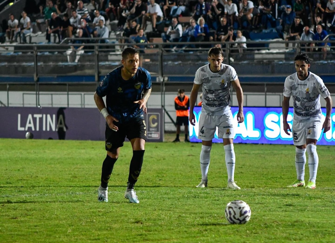 Latina – Trapani 2-1: Volpe: “La vittoria del gruppo”, Riccardi: “Qualcosa in più da tutti” LA CONFERENZA