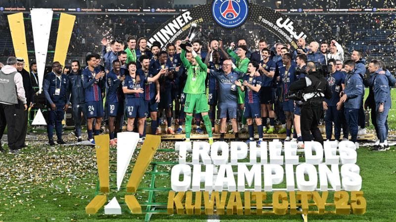 Il Psg vince la Supercoppa di Francia, le lacrime di De Zerbi