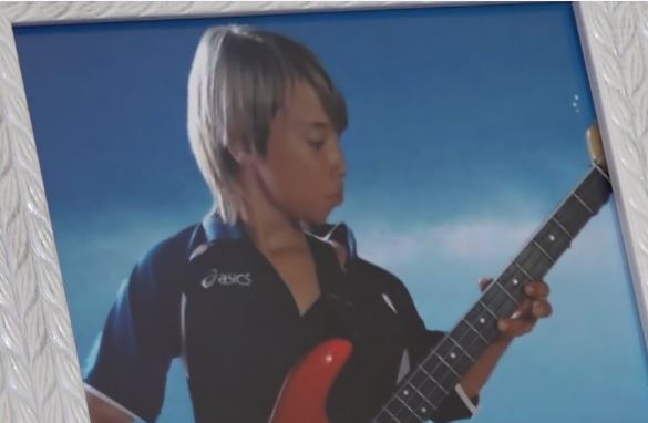 Il suicidio di Paolo Mendico, sospesa la preside dell’istituto Pacinotti. Il 14enne scriveva: “Anche la prof mi bullizza”