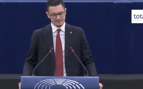 Intelligenza Artificiale, Inselvini (FdI): “Rischio di normalizzare abusi e sfruttamento”